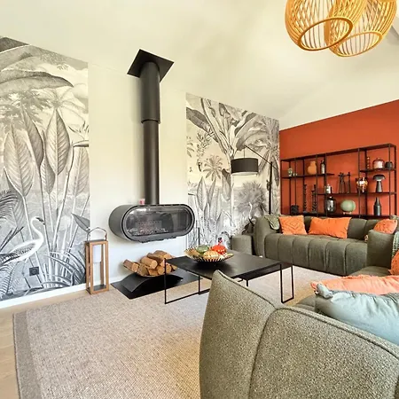 Cosy Air-conditioned With Swimming Pool غوجان-ميستراس